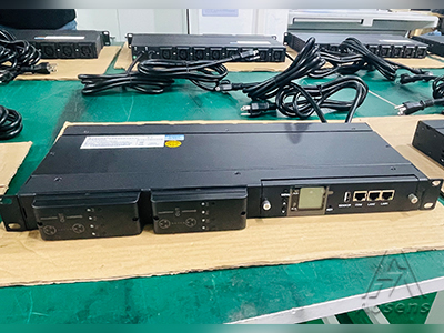 APN系列 智能远程监控网络PDU  AS-APN3-2C8X2J15G15U