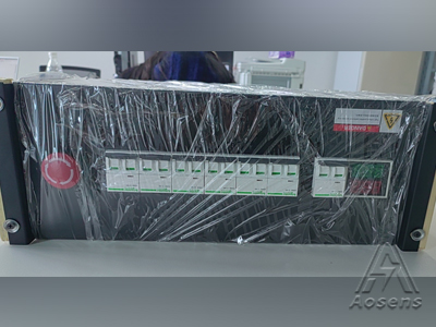 4U带急停按钮 背面输出插座配电单元